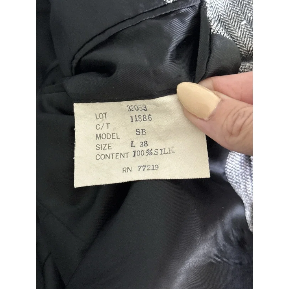 Pierre Balmain Blazer Mens 38L Gray 100% Silk Herringbone Two Button Sport Coat